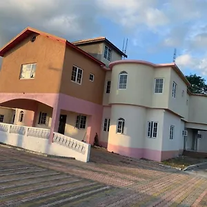  Holiday home Jds House Of Beauty Jamaica