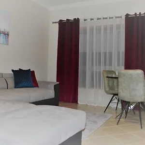  Apartment Casa Jasmim, Near Airport, 6km Beach Portugal