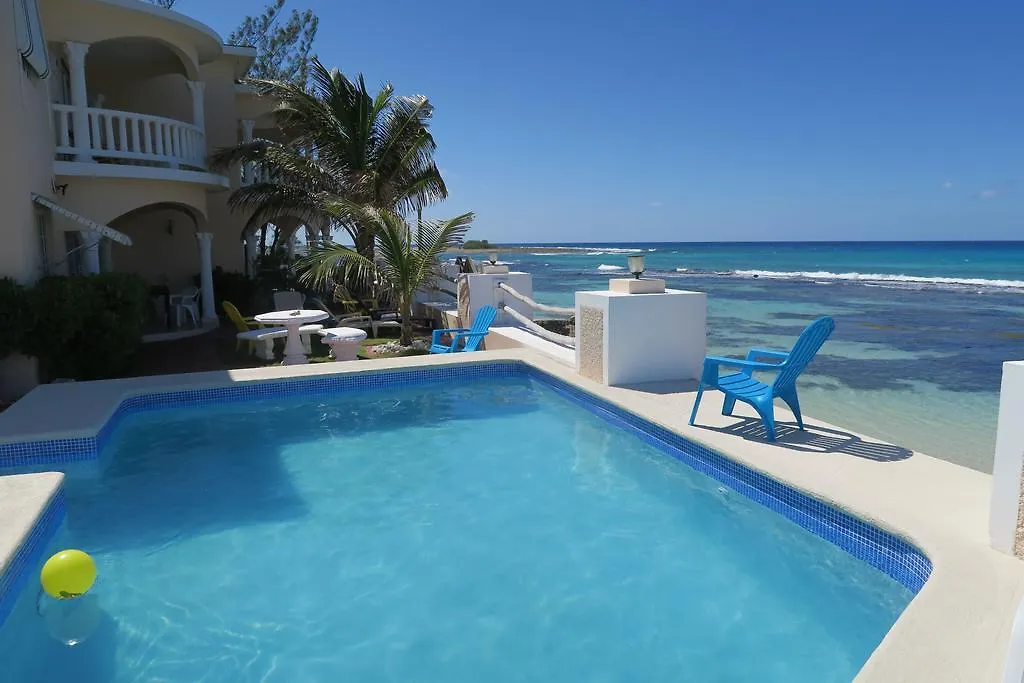 Triplets On The Bay Villa Montego Bay 0*,